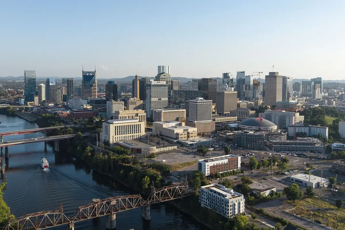 Aerial view of downtown Nashville and the Cumberland River